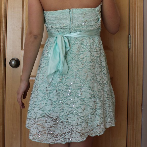 Homecoming Dress - Picture 2 of 6